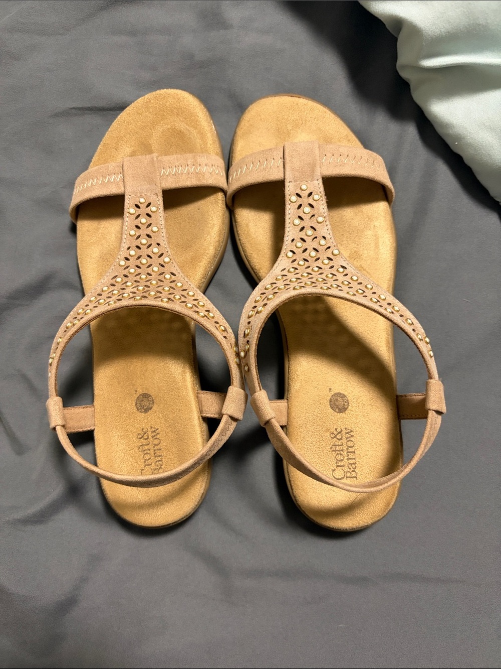 croft & barrow Tan T-Strap Sandals with Stud Detail